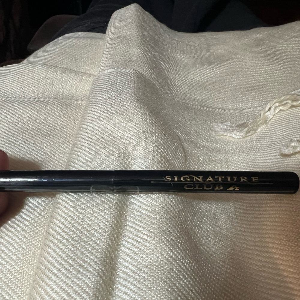 Signature Club A Lip Pencil